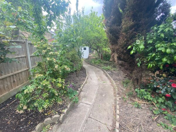 210, Park Lane, Tottneham, London, N17 0JA