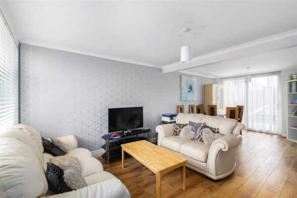 Paddock Mead, Harlow, Essex, CM18 7RP