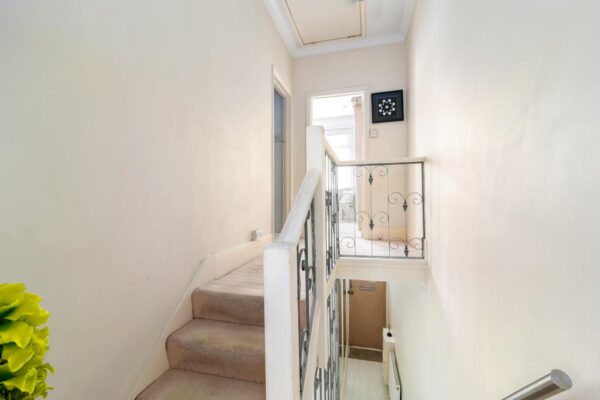 Cornwallis Avenue, London