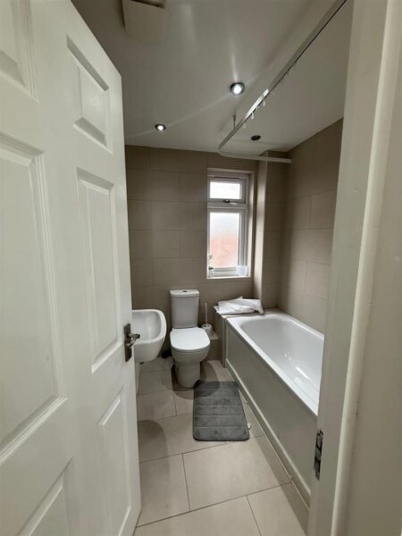 Uxbridge Road, Southall