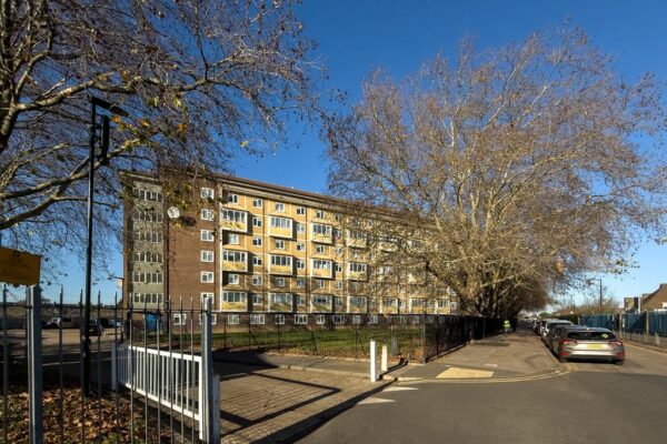 Weir Hall Road, London