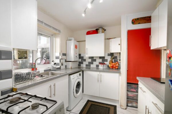 Weir Hall Road, London