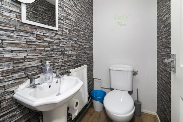 Paddock Mead, Harlow, Essex, CM18 7RP