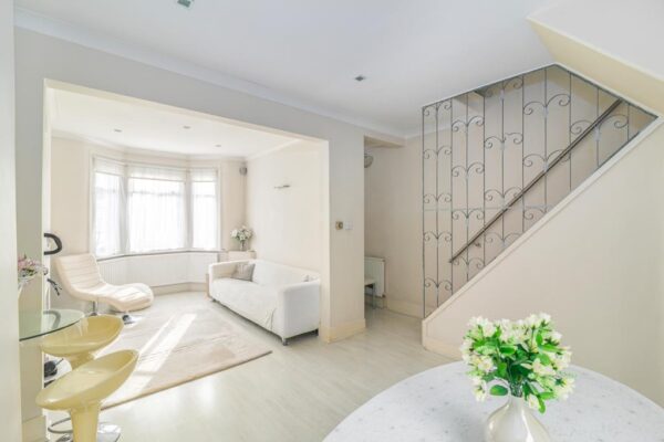 Cornwallis Avenue, London