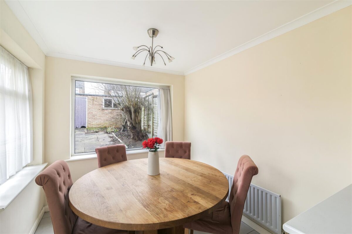 Paddock Mead, Harlow, Essex, CM18 7RP