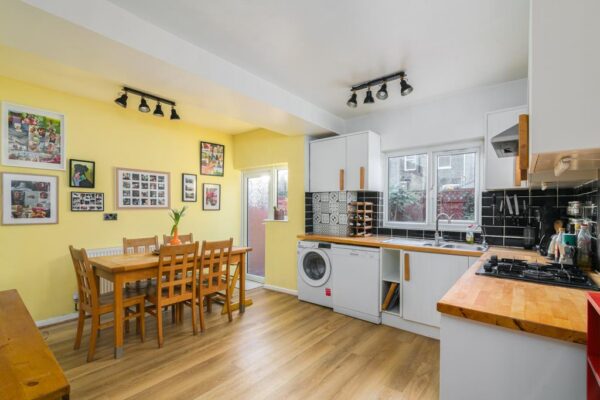 Kevelioc Road, London, N17 7PR