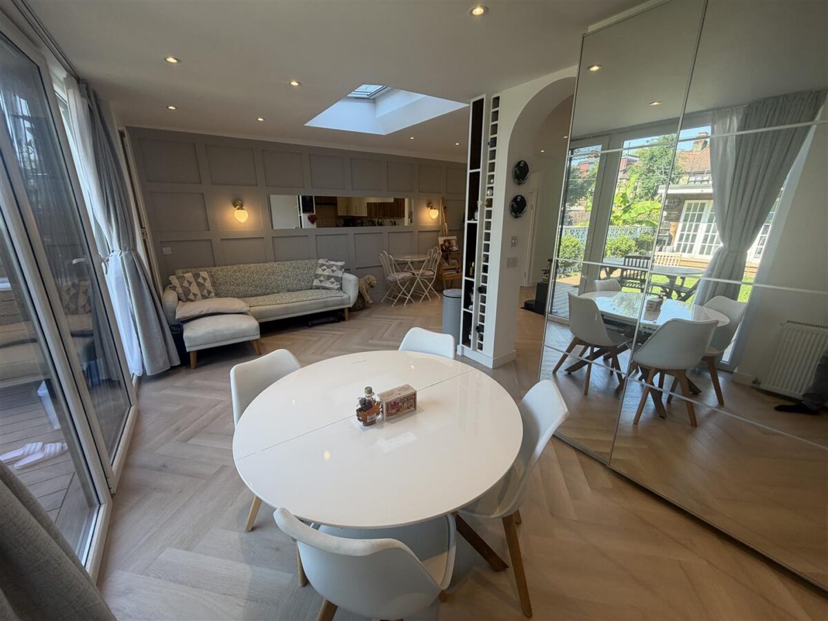 Bromley Road, edmonton