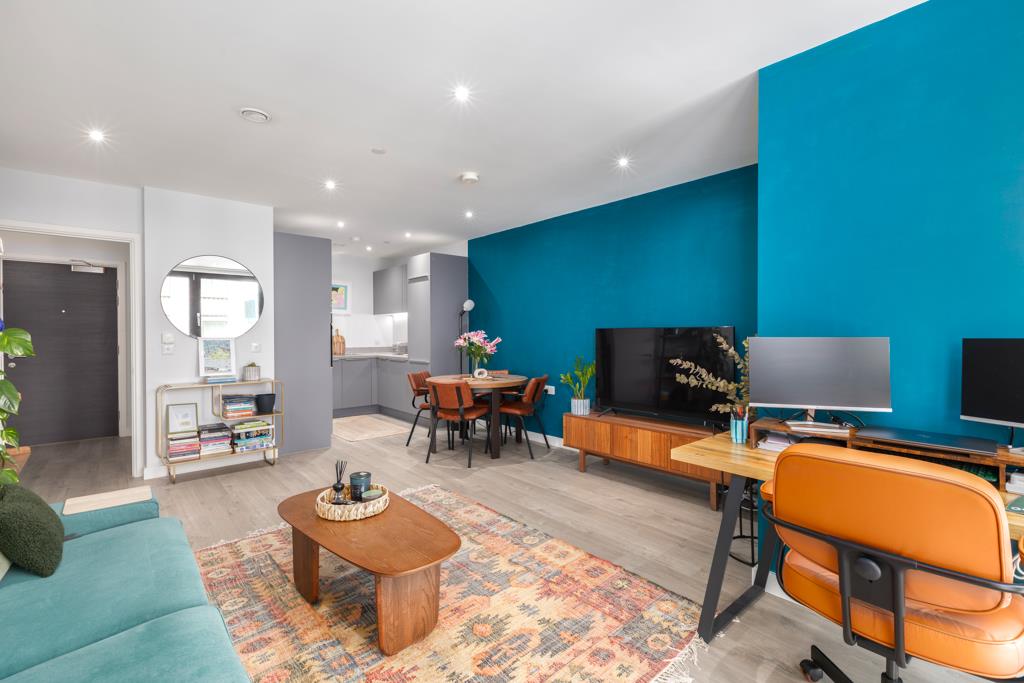 5 Station Road, London