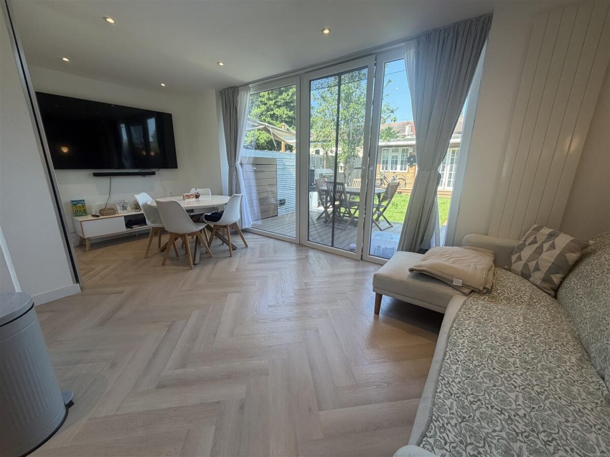 Bromley Road, edmonton