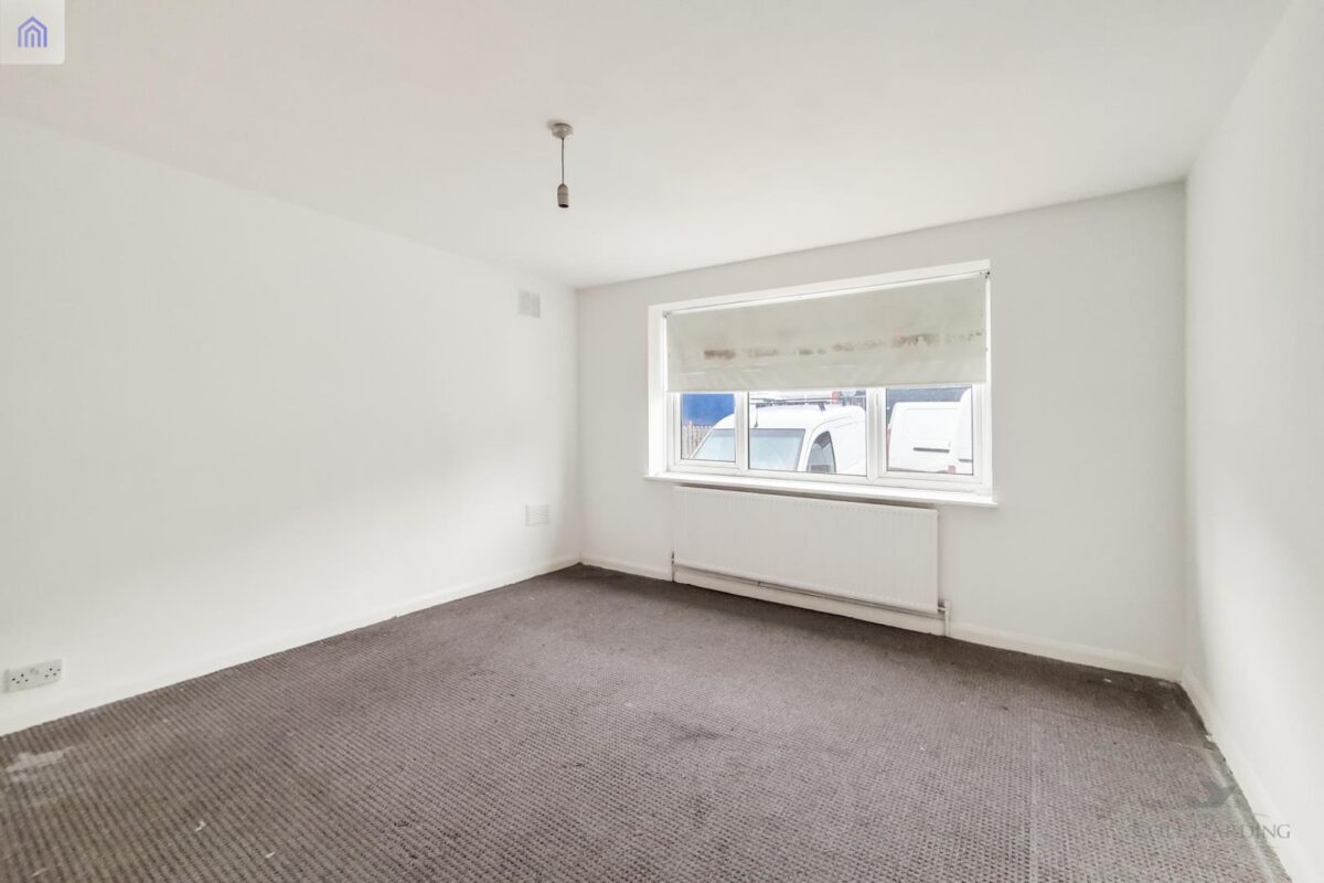163 Lordship Lane, London