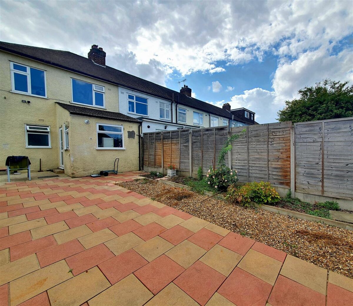 Southfield Road, Waltham Cross