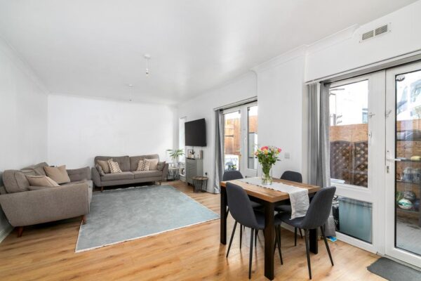 Bergen Apartments, High Road, London