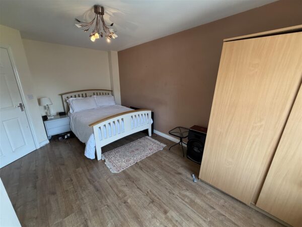 Enders Close, Enfield