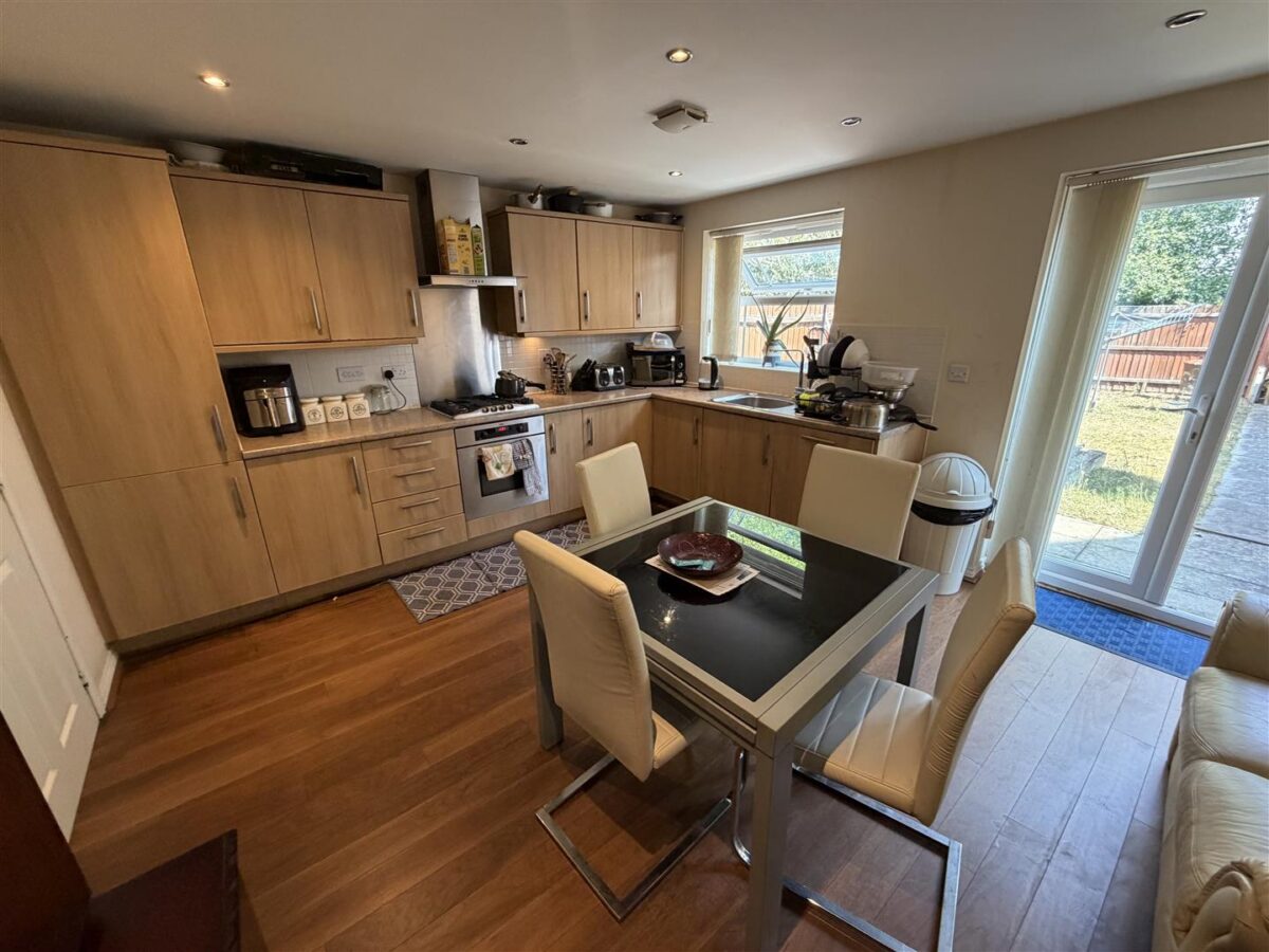 Enders Close, Enfield