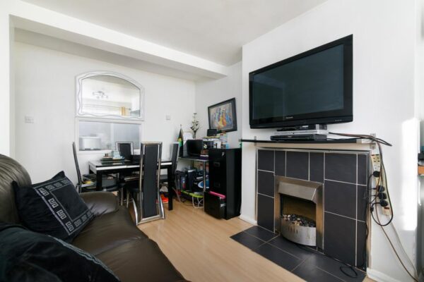 Weir Hall Road, London