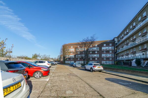 Weir Hall Road, London