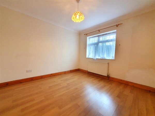 Briar Close, London