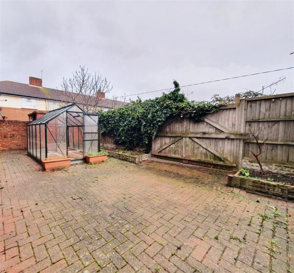 Briar Close, London